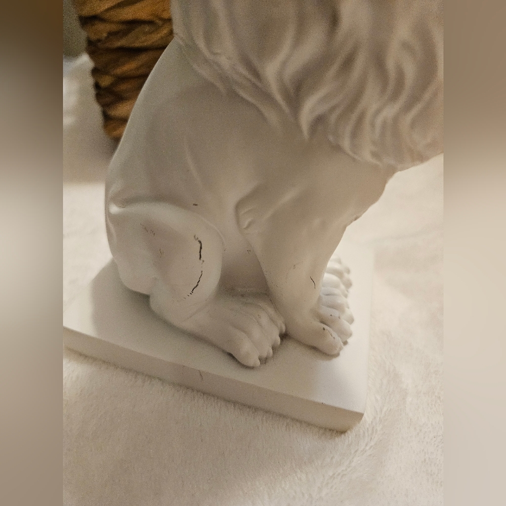 ARTGENIUS Set Of 3 Crowned Lion Statues - Picture 9 of 10